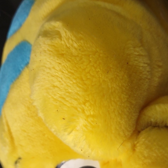 DISNEY VINTAGE LITTLE MERMAID FLOUNDER PLUSH YELLOW FISH DISNEYLAND DISNEY WORLD - Picture 9 of 10